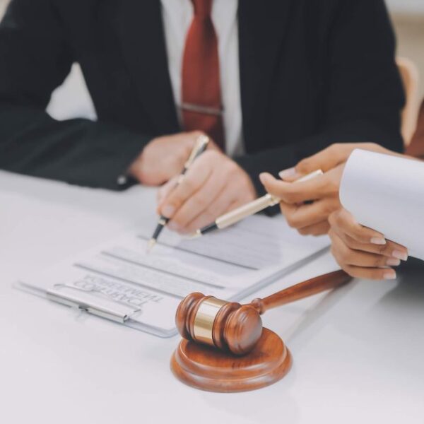 Abonnement avocat particulier 49€ TTC / mois avec un avocat EMS Avocats