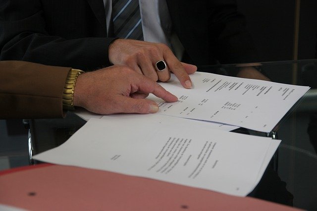 Un contrat d'apporteur d'affaires