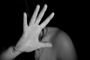 Comment réagir lorsqu'on est victime de violences intrafamiliales ?
