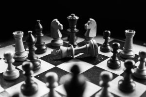 Quelles sont les méthodes pour choisir la meilleure stratégie pour son entreprise ? Retrouvez ici les conseils d'un avocat d'affaires.