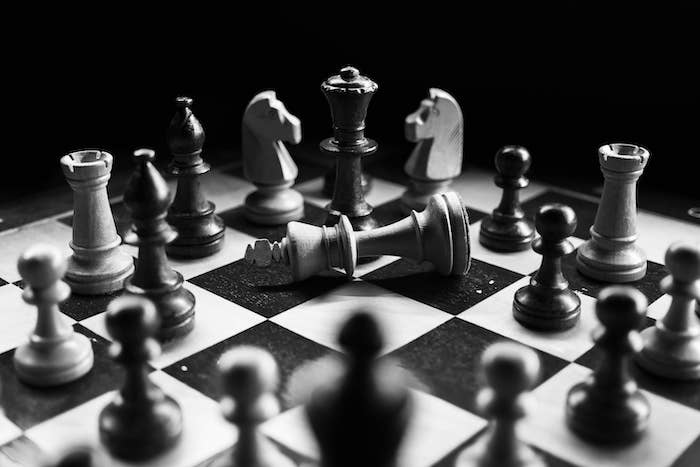 Quelles sont les méthodes pour choisir la meilleure stratégie pour son entreprise ? Retrouvez ici les conseils d'un avocat d'affaires.