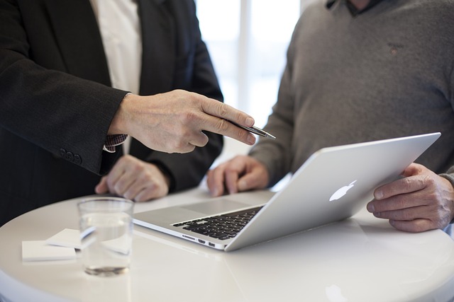 La conformité juridique en entreprise : pourquoi consulter un avocat ?